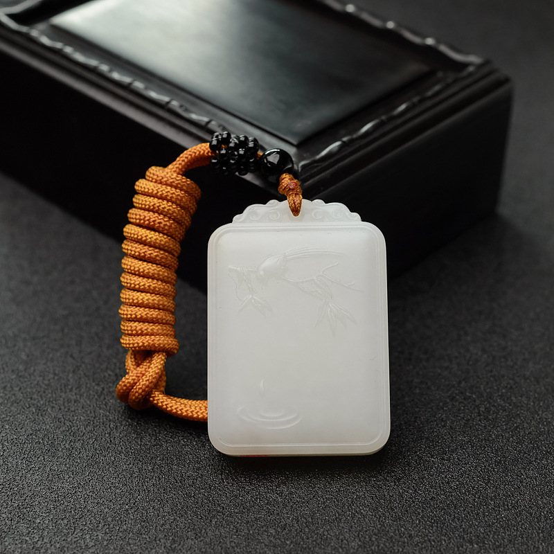 新疆和田羊脂白玉山料喜鹊报喜吊坠-红掌柜