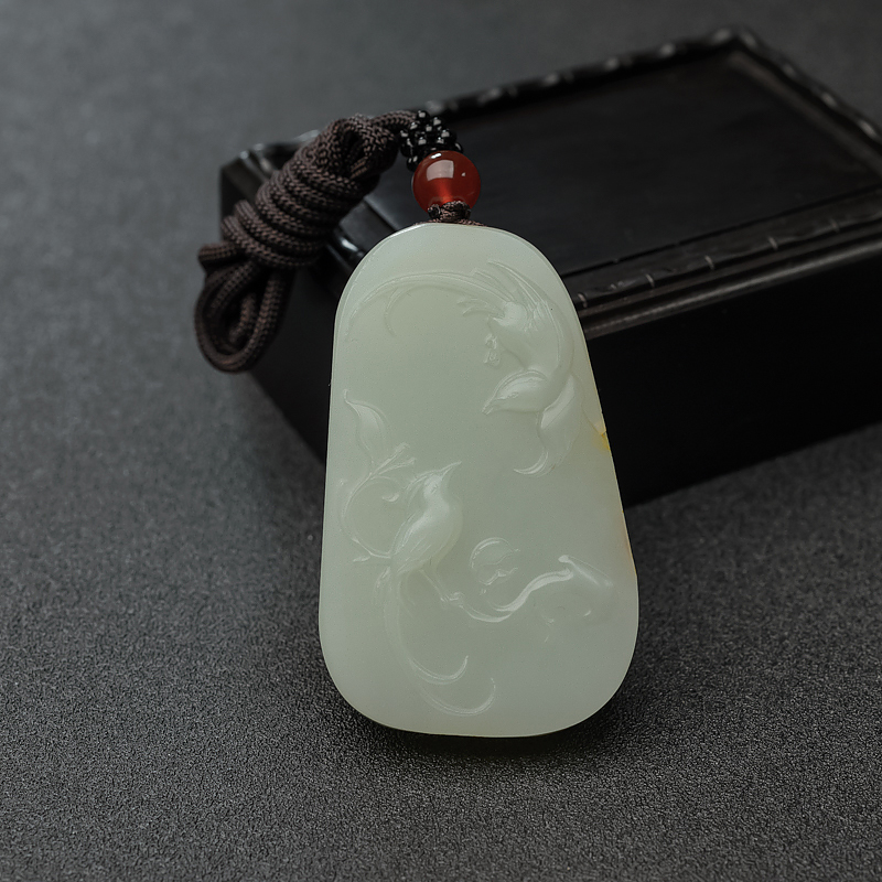 新疆和田青白玉山流水料双喜临门吊坠-红掌柜