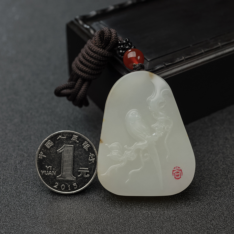 新疆和田白玉山流水料吊坠-红掌柜