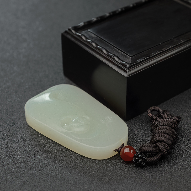 新疆和田青白玉弥勒佛吊坠-红掌柜