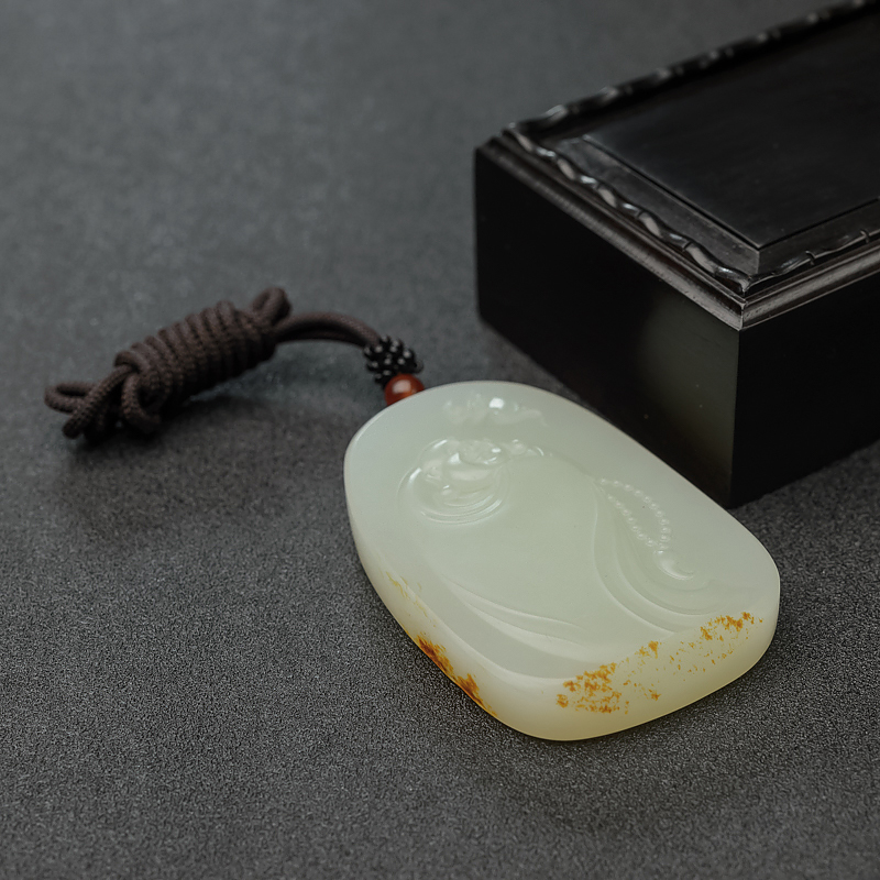 青白玉吊坠-红掌柜