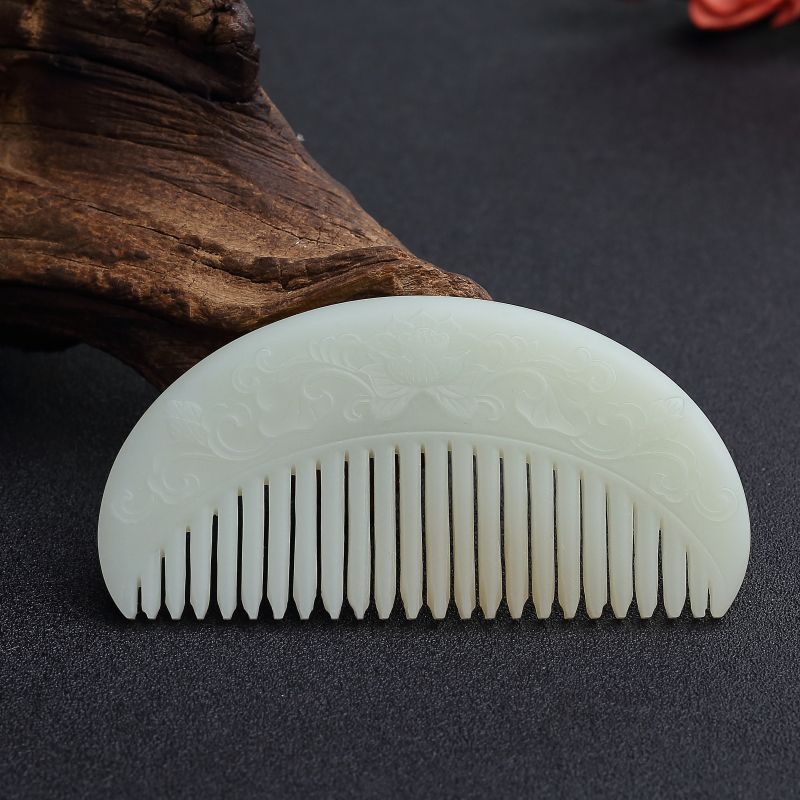 俄料天然俏色和田玉山料梳子-红掌柜
