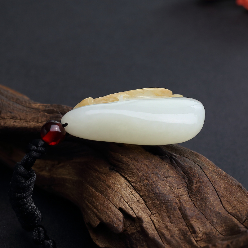 和田玉山料平安如意吊坠-红掌柜