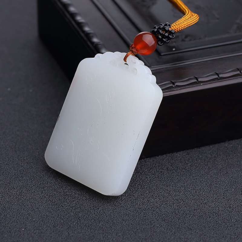 新疆和田羊脂白玉蝶恋花吊坠-红掌柜