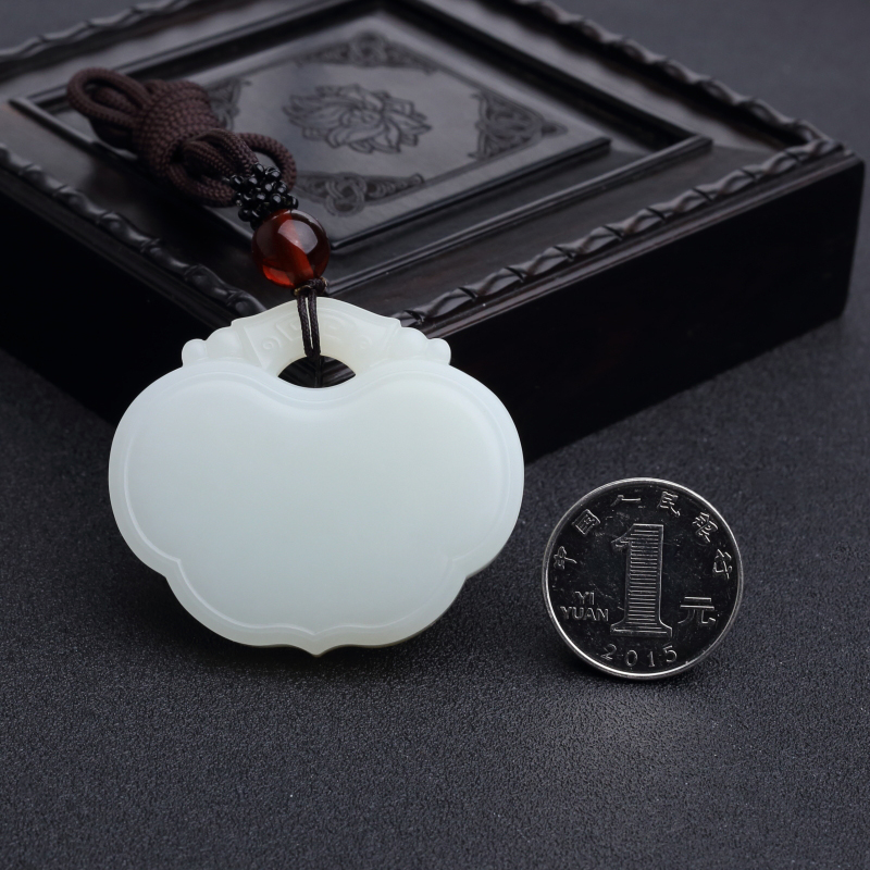 新疆和田青白玉-红掌柜