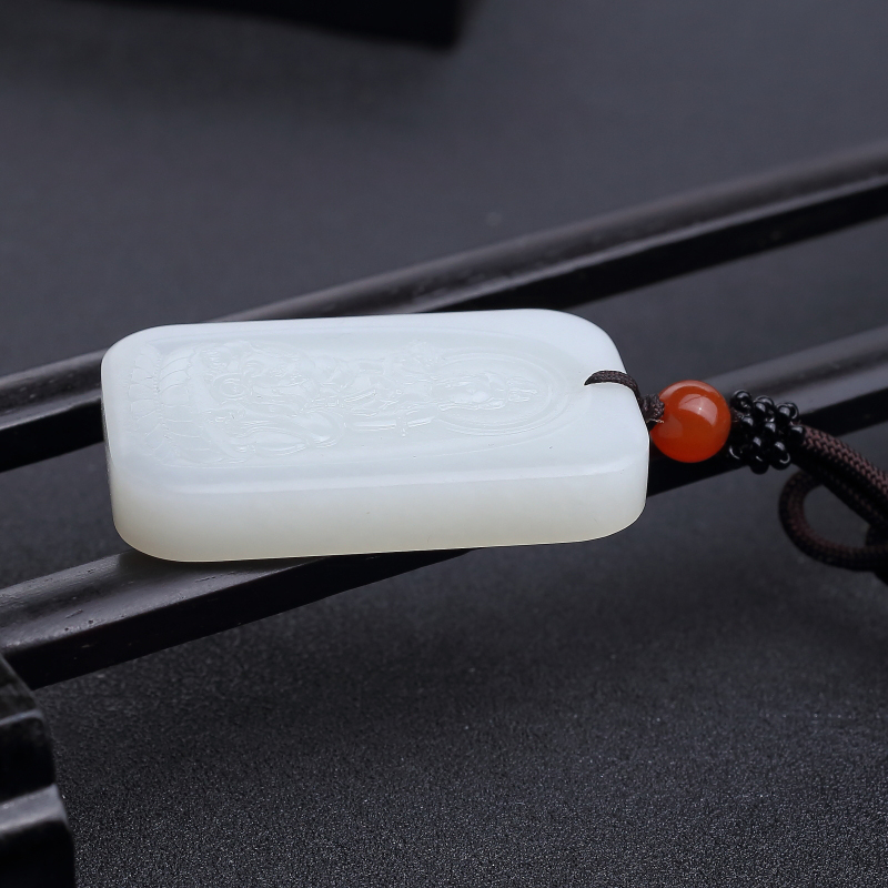 新疆和田羊脂白玉吊坠-红掌柜