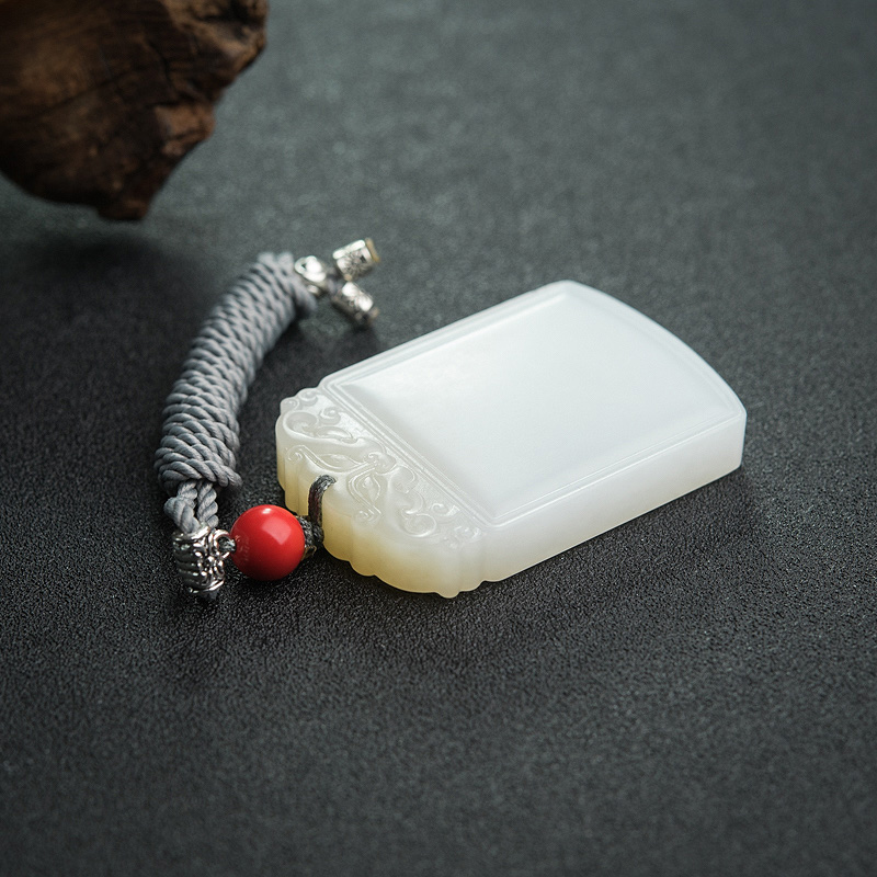 天然和田玉兽面吊坠-火锅