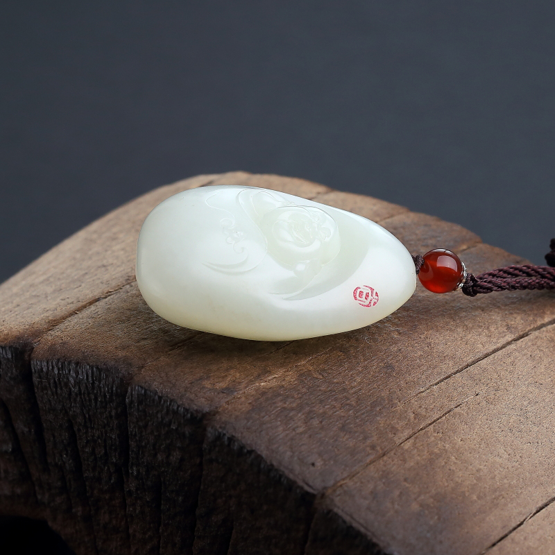 和田羊脂白玉弥勒佛吊坠-红掌柜