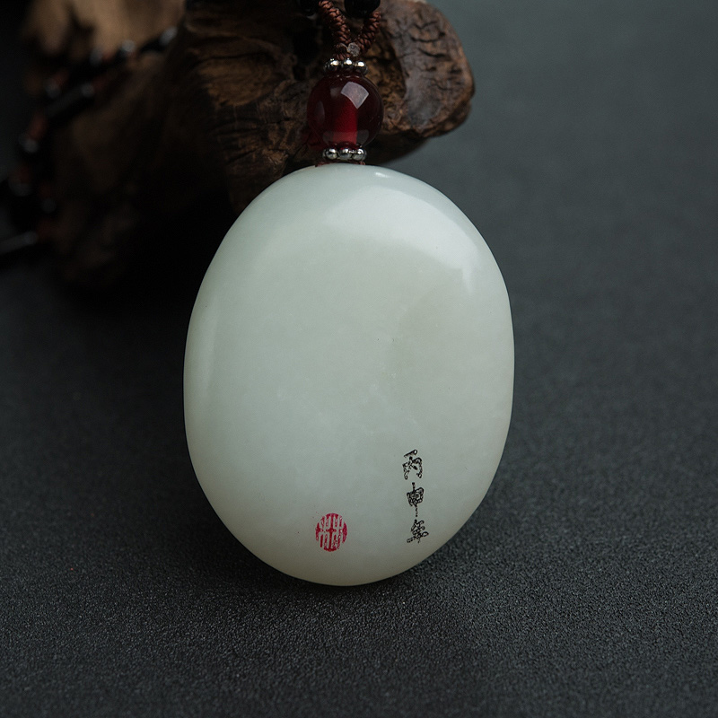 和田玉佛吊坠-红掌柜