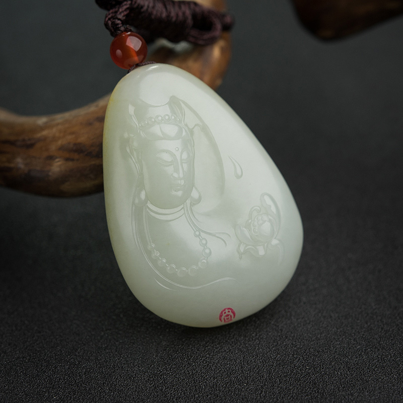 和田青白玉观音吊坠-红掌柜