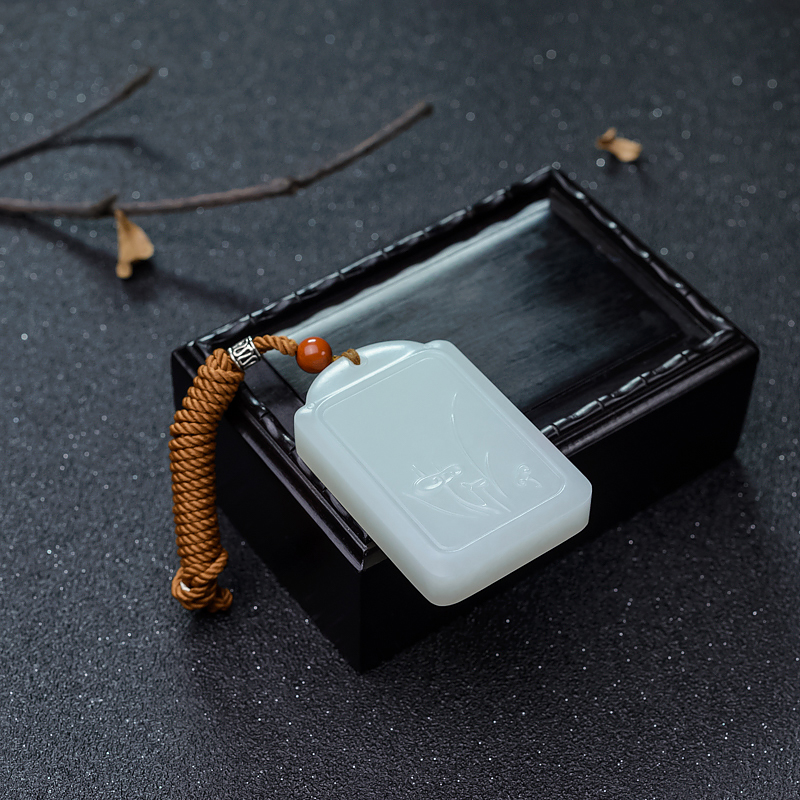 天然和田玉如意吊坠-红掌柜