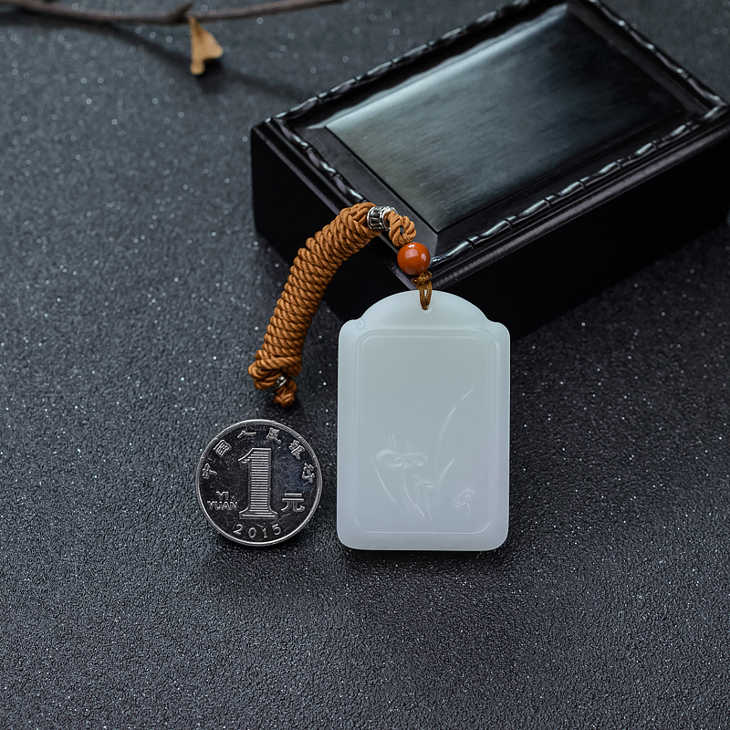 俄罗斯天然和田玉如意吊坠-红掌柜