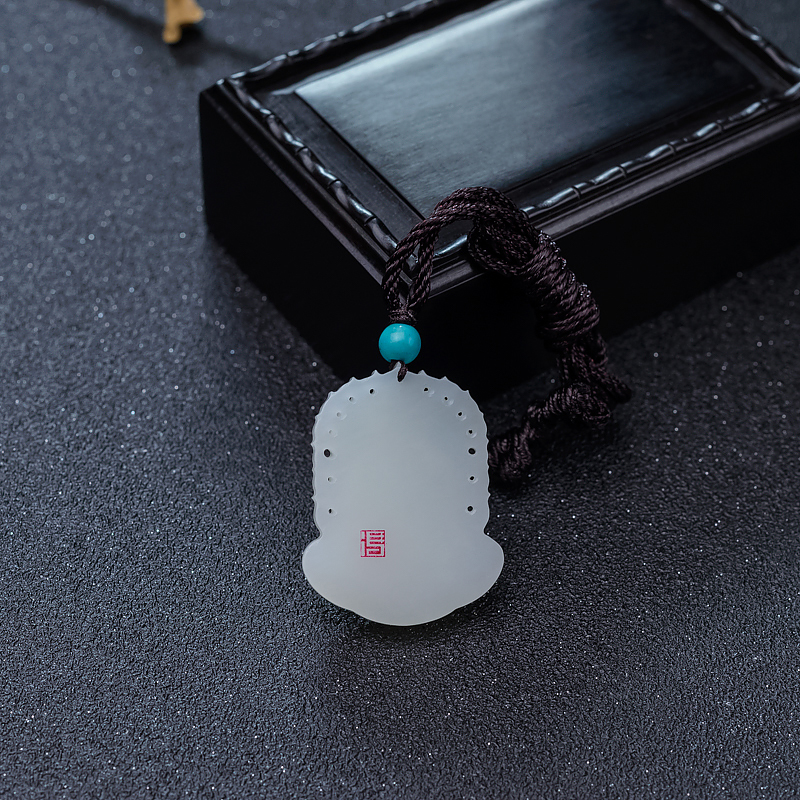 和田玉佛吊坠-红掌柜