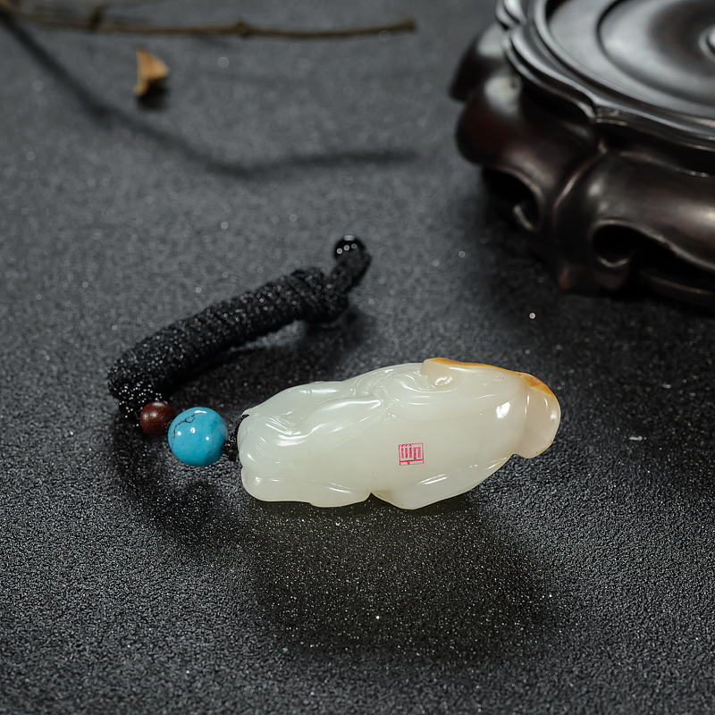 山料天然和田玉貔貅吊坠-红掌柜