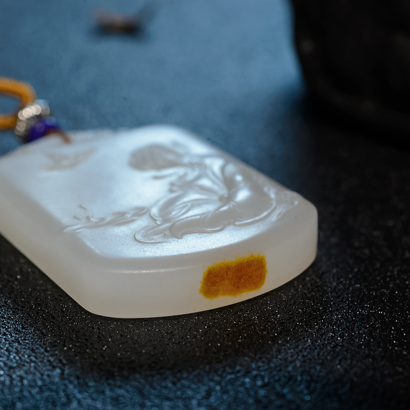 天然和田玉蝶恋花吊坠-红掌柜