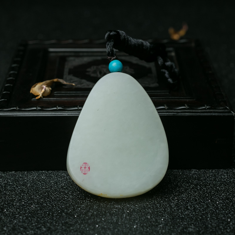 新疆天然和田青白玉关公吊坠-红掌柜