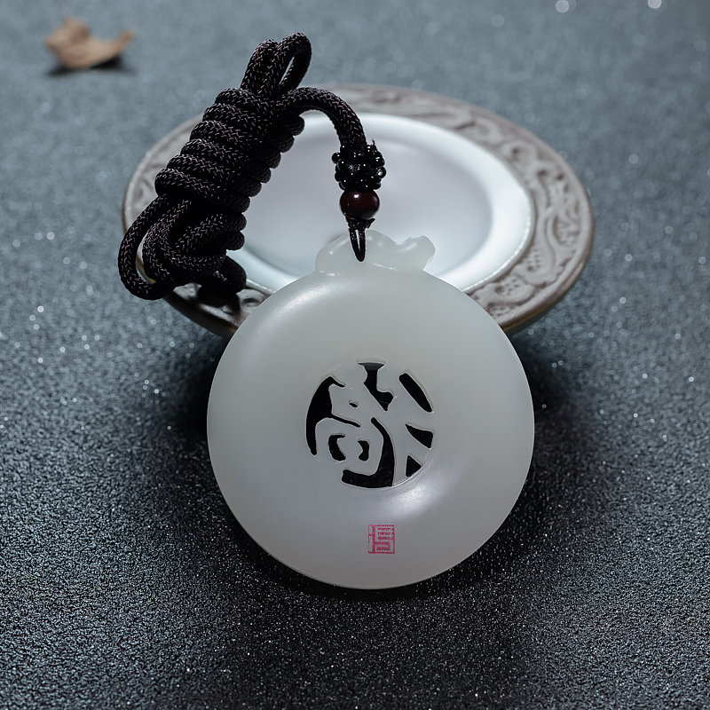 天然新疆和田羊脂白玉福在眼前吊坠-红掌柜