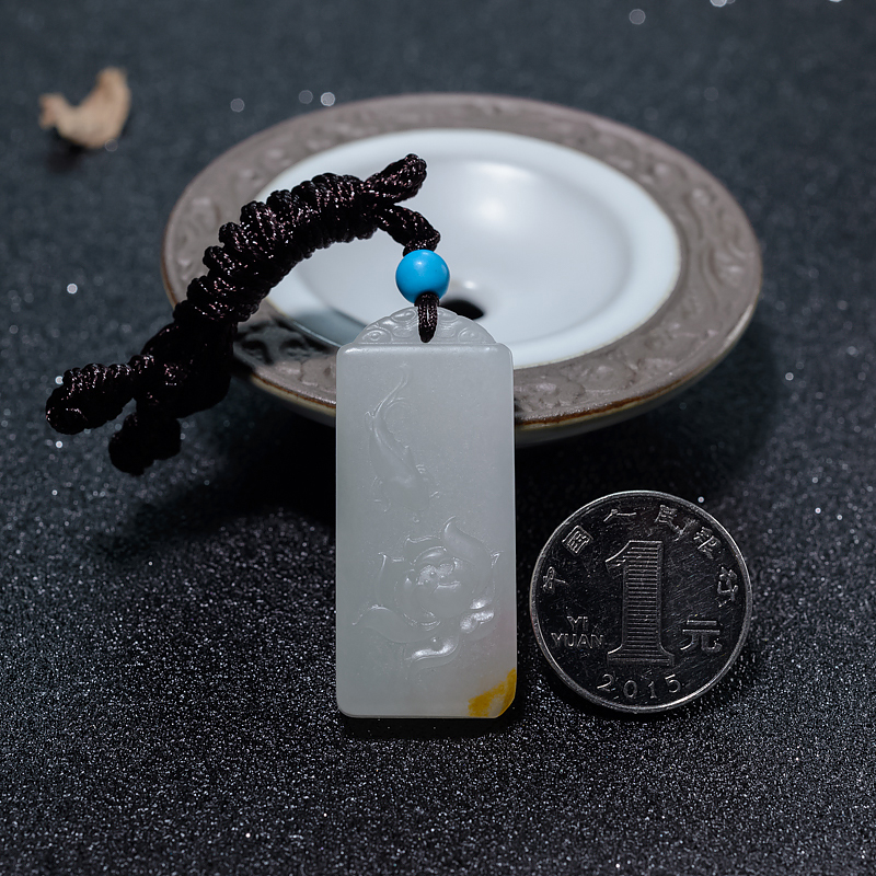 天然和田玉连年有余吊坠-红掌柜