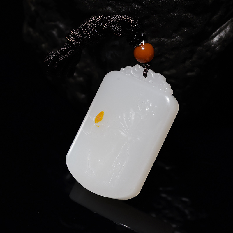天然青海山料和田玉连年有余吊坠-红掌柜