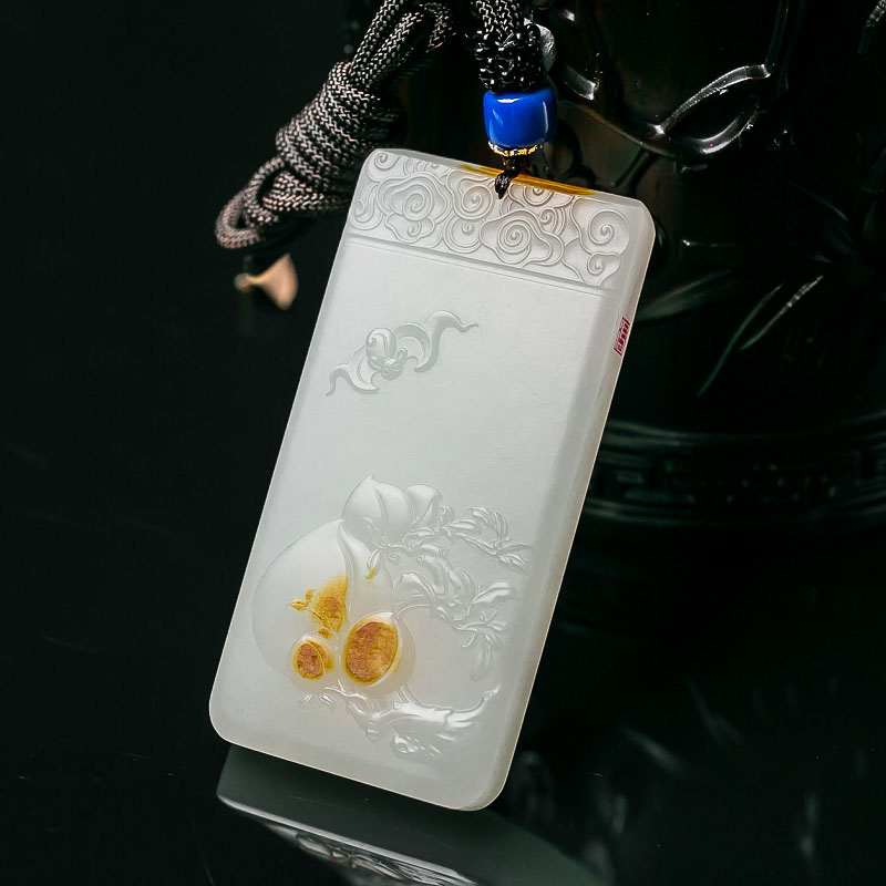 山料和田青白玉寿桃吊坠-红掌柜