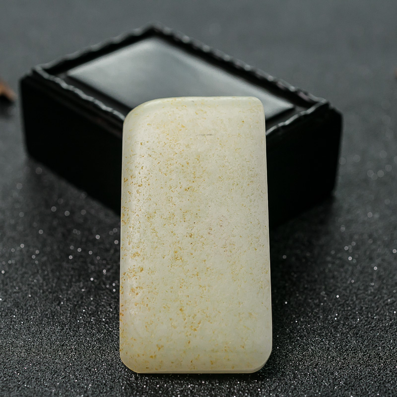 和田玉山水意境吊坠-红掌柜