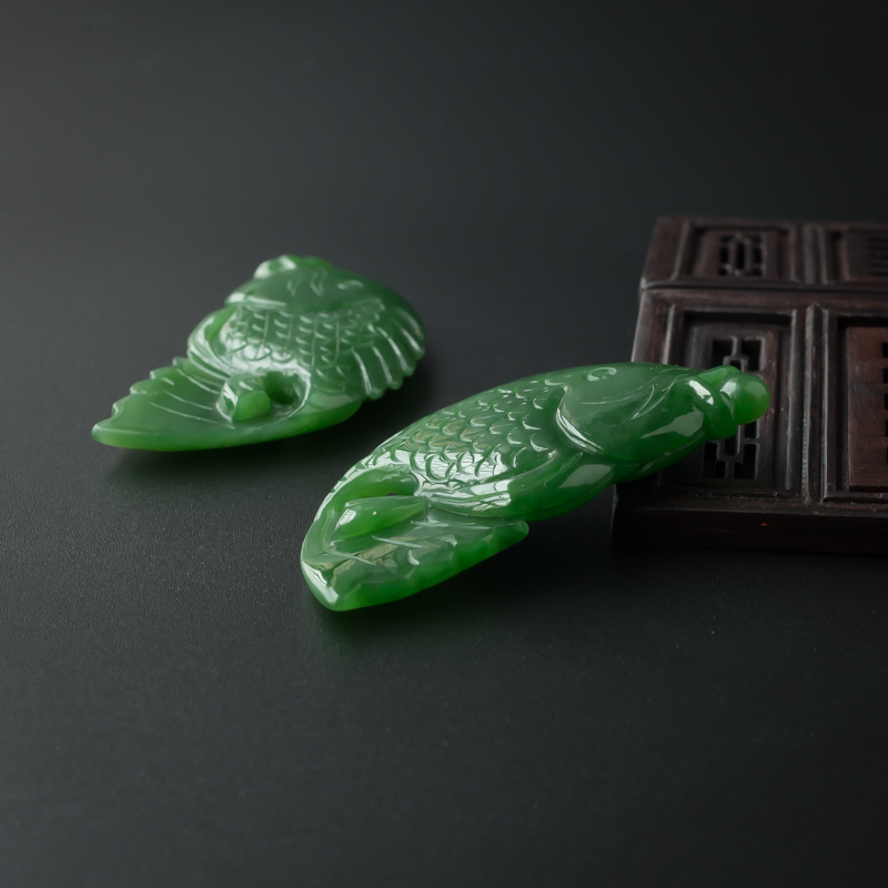 碧玉双鱼吊坠-红掌柜