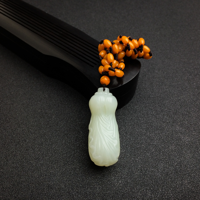 俄罗斯天然山料青白玉大白菜吊坠 - 红掌柜