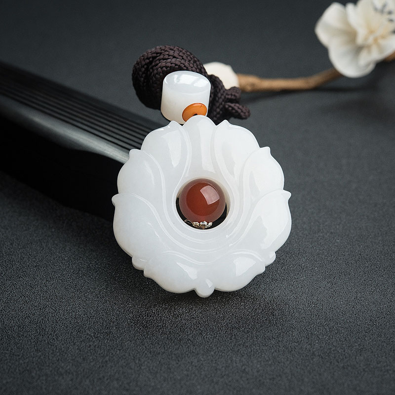 俄罗斯天然和田白玉莲花吊坠 - 红掌柜