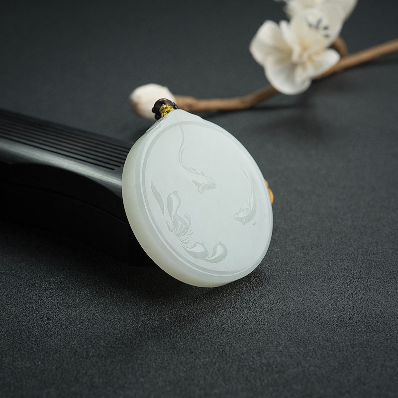 天然和田青白玉连年有余吊坠 - 红掌柜