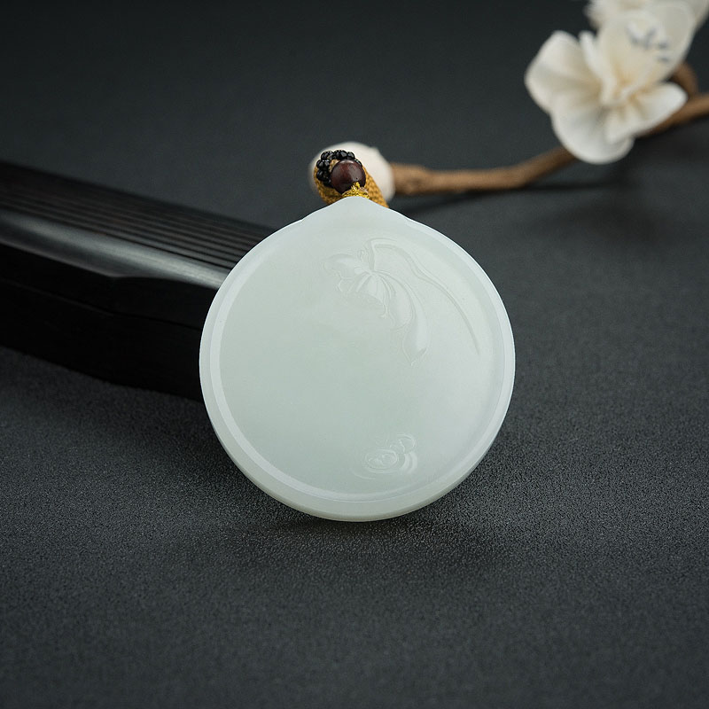 俄罗斯天然和田玉连年有余吊坠 - 红掌柜