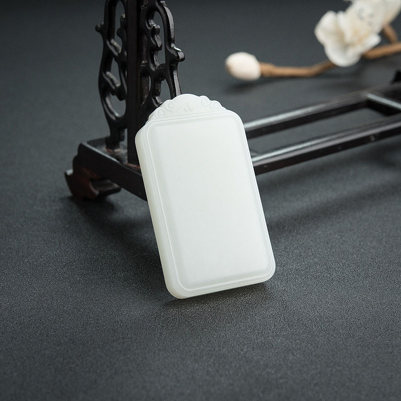 俄罗斯天然和田玉无事牌吊坠 - 红掌柜