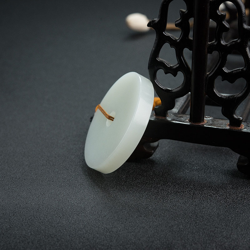 俄罗斯和田青白玉平安扣吊坠 - 红掌柜