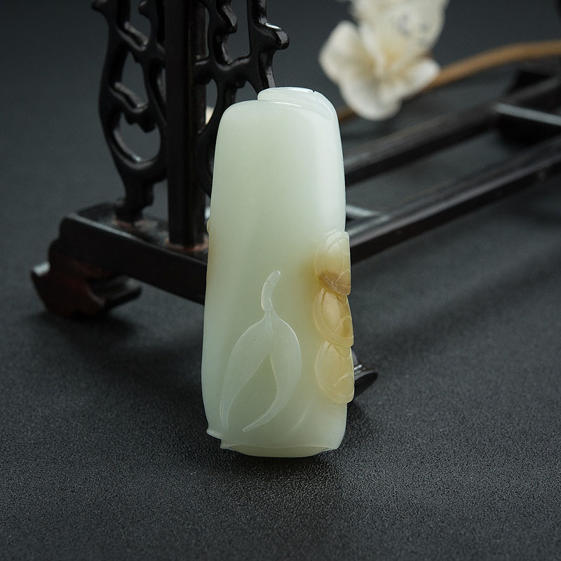 和田玉福在眼前吊坠 - 红掌柜