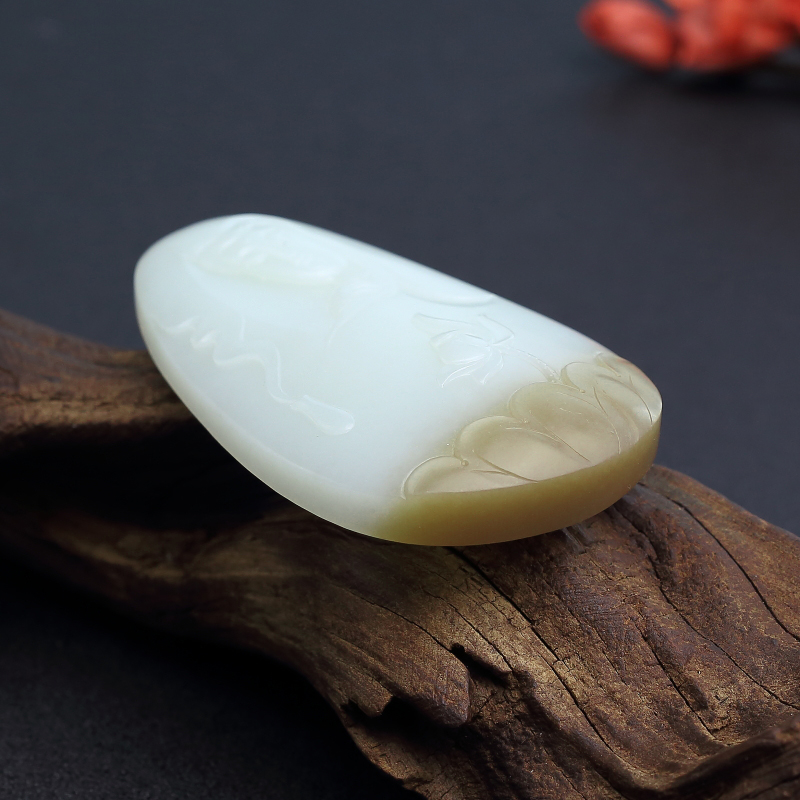 俄料和田玉观音吊坠 - 红掌柜