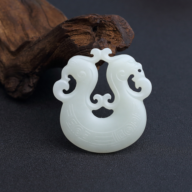 俄料青白玉吊坠 - 红掌柜