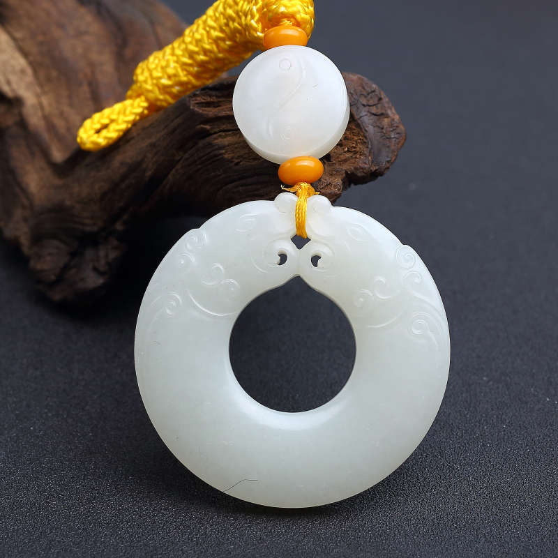 俄料青白玉山料双龙扣吊坠 - 红掌柜