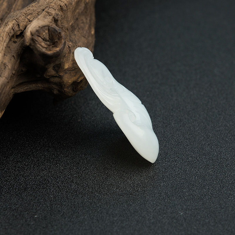 俄罗斯和田白玉如意吊坠 - 红掌柜