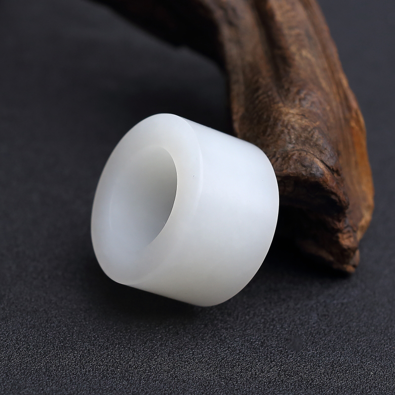 白玉山料扳指-红掌柜