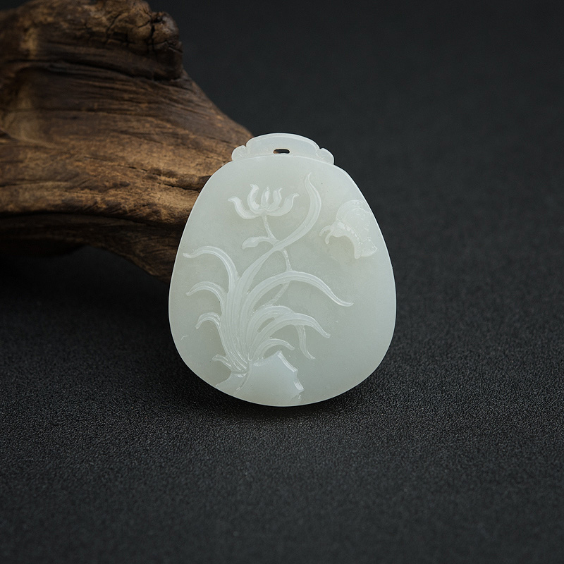 俄料白玉山料蝶恋花吊坠-红掌柜