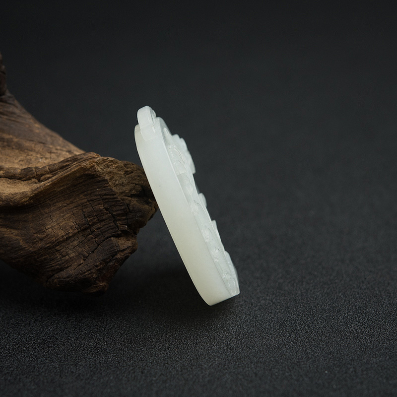 俄料白玉蝶恋花吊坠-红掌柜