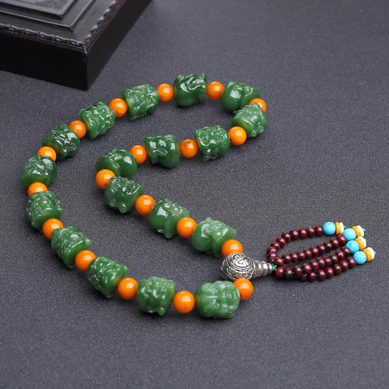 俄料碧玉山料罗汉头手持-红掌柜