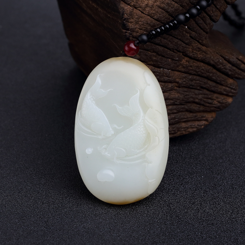 俄料天然白玉山料年年有余吊坠-红掌柜