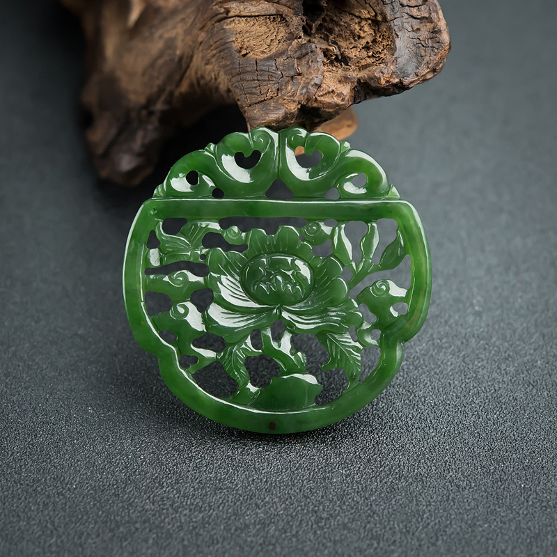 俄料山料镂雕碧玉牡丹花吊坠-红掌柜