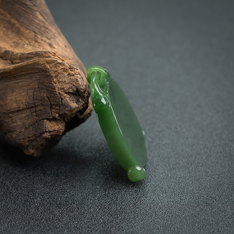 俄料山料碧玉平安牌-红掌柜