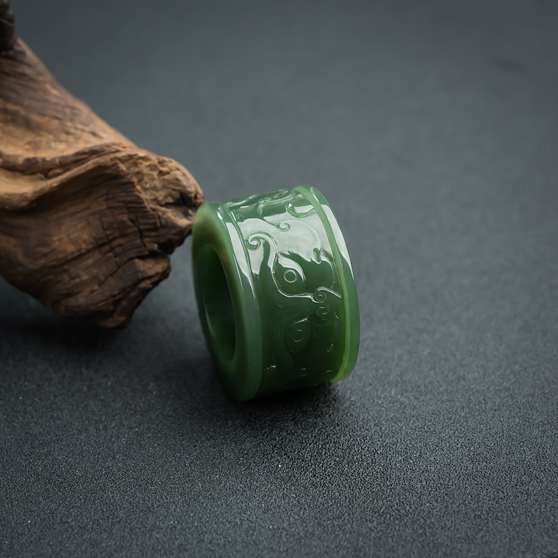 俄料山料碧玉扳指-红掌柜