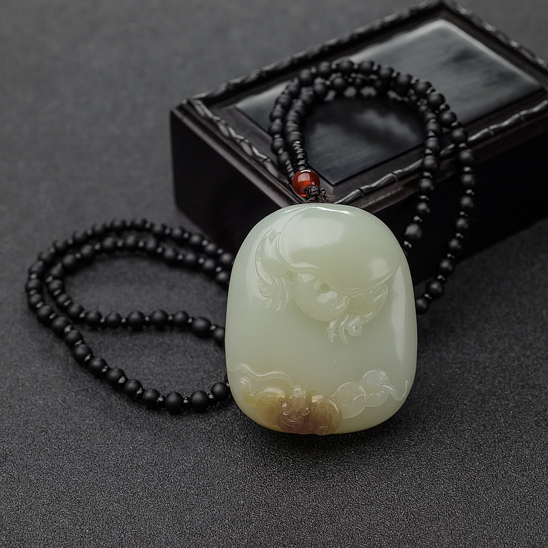 俄罗斯天然俏色和田玉山料长寿龟吊坠 - 红掌柜