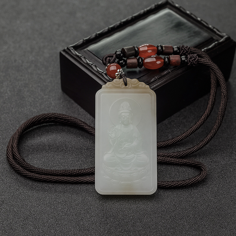 俄料俏色和田玉山料观音吊坠-红掌柜