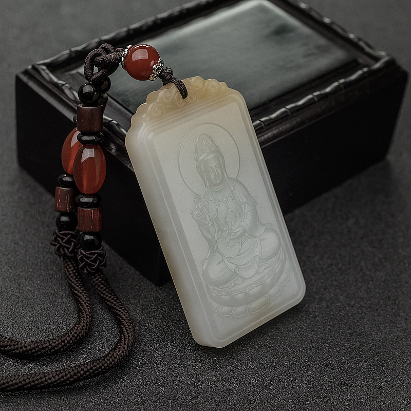 俄料俏色和田玉观音吊坠-红掌柜