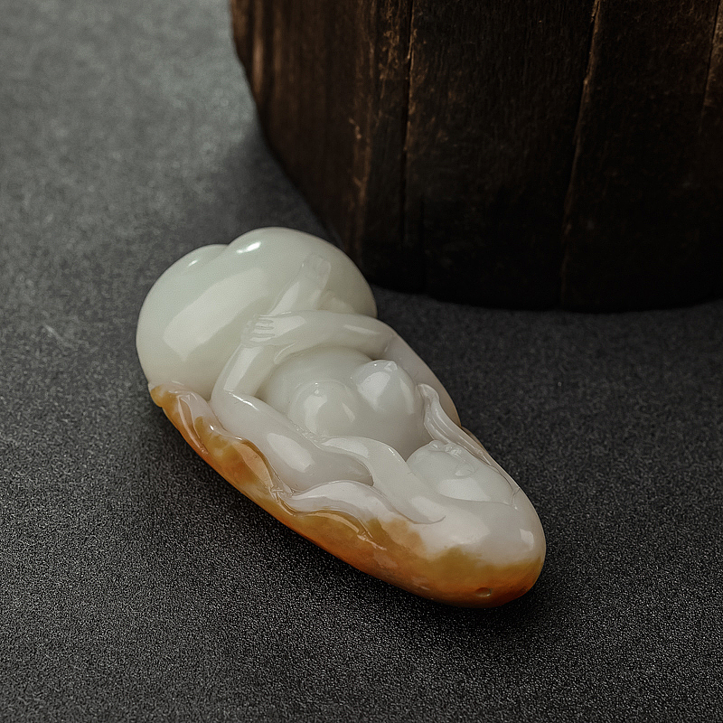 天然俄料俏色和田玉-红掌柜