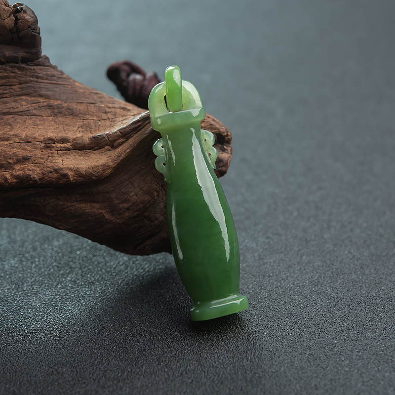 和田碧玉平安瓶吊坠-红掌柜